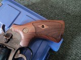 Smith & Wesson Model 48 .22 win mag - 5 of 21