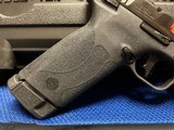 Smith & Wesson M&P 22magnum - 7 of 19