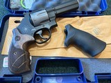 Smith & Wesson Mdl 329 .44 magnum - 4 of 24