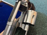 Smith & Wesson 629 Iditarod 44 mag - 15 of 24