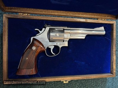 Smith & Wesson 629 Iditarod 44 mag - Image 23 of 24