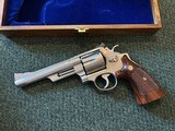 Smith & Wesson 629 Iditarod 44 mag - 18 of 24