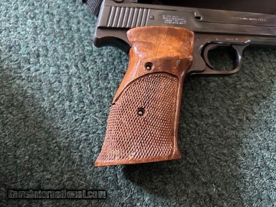 Smith & Wesson model 41 .22 lr - Image 16 of 16