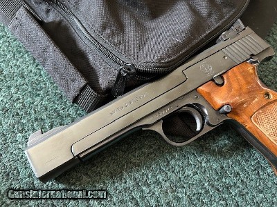 Smith & Wesson model 41 .22 lr - Image 12 of 16