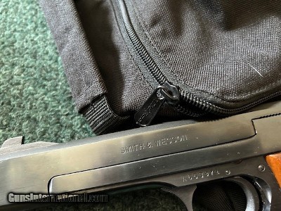 Smith & Wesson model 41 .22 lr - Image 11 of 16