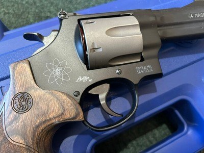 Smith & Wesson mdl 329 .44 mag - Image 11 of 21