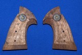  SMITH & WESSON N frame Diamond Center Stocks - Image 3 of 8