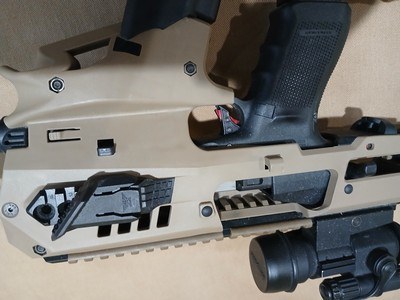 ULTIMATE ALASKAN BEAR TRICKED OUT GLOCK 20 10MM - Image 7 of 14