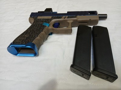 NEW COMPETITION GLOCK GEN. 3 MODEL 17 - Image 3 of 13