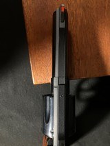 Smith & Wesson Model 29-2 44 Magnum Revolver - Image 5 of 5