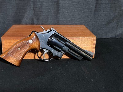 Smith & Wesson Model 29-2 44 Magnum Revolver - Image 3 of 5
