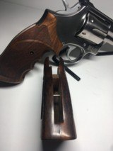 Smith & Wesson 686 no dash - 12 of 15