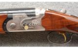 Beretta 682 Gold E Sporting,12 Gauge with Adjustable Stock and Case. - 4 of 7