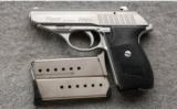 Sig Sauer P 232 SL .380/9MM Kurz. Teddy Jacobson Upgrade In The Case. - 2 of 3