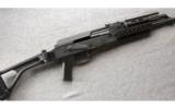Cugir-Romania GP WASR 10/63 Rifle, Drum and 4 standard along with a Folding stock. - 1 of 8