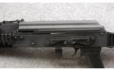 Cugir-Romania GP WASR 10/63 Rifle, Drum and 4 standard along with a Folding stock. - 4 of 8