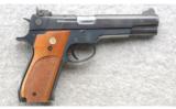 Smith & Wesson Model 52-2 in .38 Special. Great Condition - 1 of 3