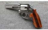 Smith & Wesson Model 681, .357 Magnum. Delaware State Police - 2 of 3