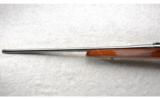 Weatherby Mark V Deluxe .300 Magnum, Excellent Condition. - 6 of 7