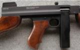Standard Manufacturing Tommy Gun .22 Long Rifle ANIB - 2 of 8