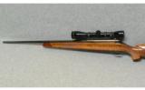 Weatherby Mark V .300 Weatherby Magnum with Outstanding Wood. - 6 of 7