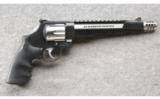 Smith & Wesson .44 Magnum Hunter From The Performance Center in Excellent Condition - 1 of 3