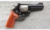 Smith & Wesson 329PD Air-Lite in .44 Magnum, Excellent Condition. - 1 of 1