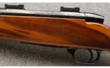 Weatherby Mark V Varmintmaster .22-250 Rem, Excellent Condition With Box. - 4 of 9