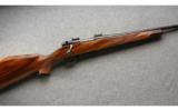 Weatherby Mark V Varmintmaster .22-250 Rem, Excellent Condition With Box. - 1 of 9