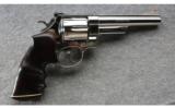 Smith & Wesson 25-5,.45 Long Colt, 6 Inch Nickel In a Metal Case. - 1 of 2
