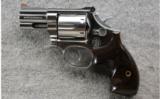 Smith & Wesson 686 With 2 1/2 Inch Barrel, .357 Mag in Very Nice Condition - 2 of 2