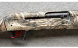 Benelli Super Black Eagle II, Max 5 Camo In The Case. - 2 of 7