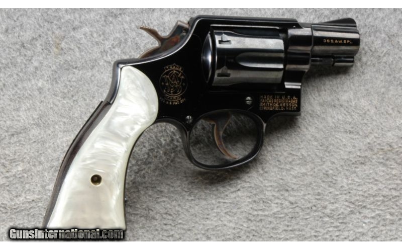 smith and wesson model 10 grips