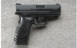 Springfield XDM-40 in .40 S&W. Very Nice Condition - 1 of 2