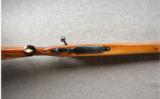 Weatherby Mark V Deluxe in .300 Wby Mag, Great Wood - 3 of 7