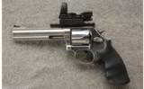 Smith & Wesson 686-6
in .357 Magnum With Browning Holo Sight and Case. - 3 of 3