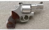 Smith & Wesson Model 627 Performance Center - 1 of 3