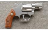 Smith & Wesson Model 60, 2 Inch in .38 Special Like New In Box - 1 of 4