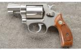 Smith & Wesson Model 60, 2 Inch in .38 Special Like New In Box - 4 of 4