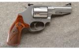 Smith & Wesson M60-15 Pro Series in .357 Mag, Like New In Case. - 1 of 3