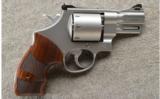 Smith & Wesson 627-5 .357 Magnum 8 Shot, From The Performance Center New In Case - 1 of 3