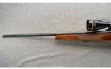 Weatherby Mark V Deluxe 7MM Wby Mag With Leupold Scope. - 6 of 9