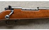 Weatherby, Mark V Deluxe, 7 MM Wby Mag, Excellent Condition - 2 of 9