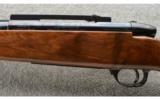 Weatherby Mark V Deluxe .378 Wby Mag, Engraved Floor Plate, Checkered Bolt Knob, Like New In Box - 4 of 9