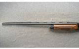 Benelli Super Black Eagle 12 Gauge. Wood/Blue in Excellent Condition In Case - 6 of 9