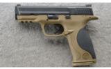 Smith & Wesson M&P 40 in .40 S&W, Desert Tan in Case. - 3 of 3