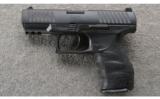 Walther PPQ in .40 S&W, Like New In Case - 3 of 3