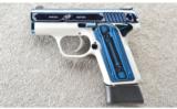 Kimber Solo Carry Sapphire Special Edition, 9MM, Like New In Case - 3 of 3