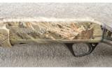 Remington Versamax 12 Gauge Camo in the Case. - 4 of 9