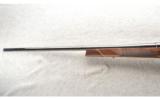 Weatherby Mark V Deluxe .257 Wby Mag Like New in Box - 6 of 9